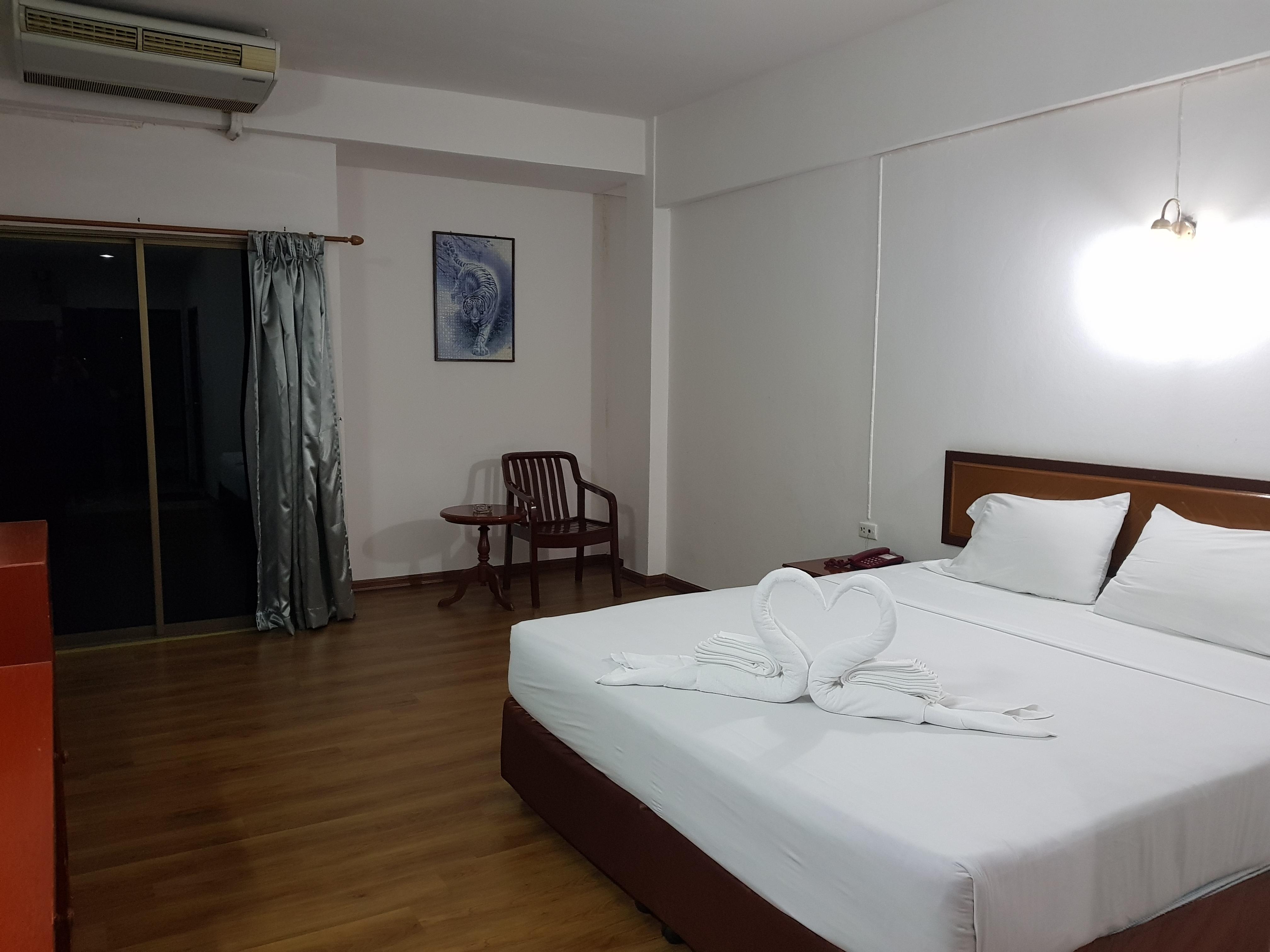 Wiangwalee Hotel Районг Экстерьер фото
